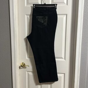 Women’s Avenue black boot cut jeans 24P